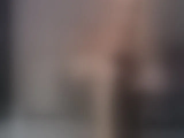 Live sex webcam photo for JuliaJuliette #258460812