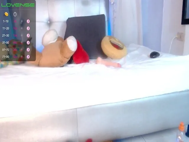 Live sex webcam photo for Sofia_ebony #259404995