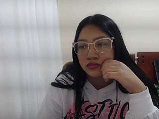 Live sex webcam photo for goddess_katalella22 #243353489