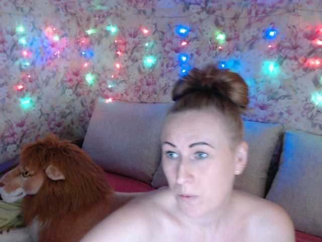 Live sex webcam photo for hellangelxx #241173070