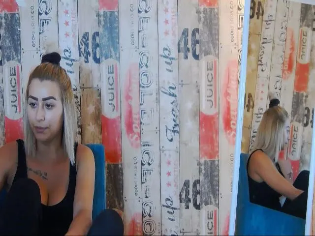 Live sex webcam photo for RubbyKalifha #265450727