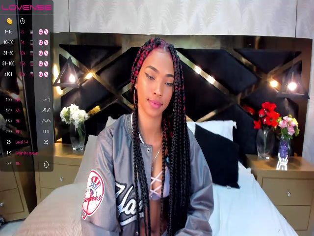 Live sex webcam photo for abbireyes #259941935