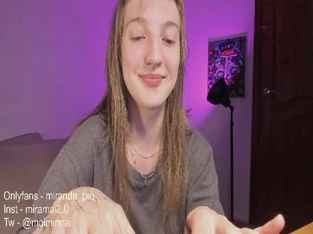 Live sex webcam photo for Miranda2_0 #254950210