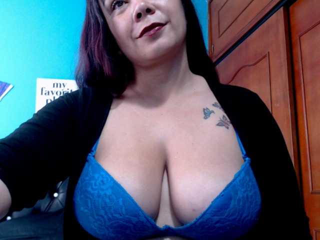 Live sex webcam photo for KattaHorny #243104589