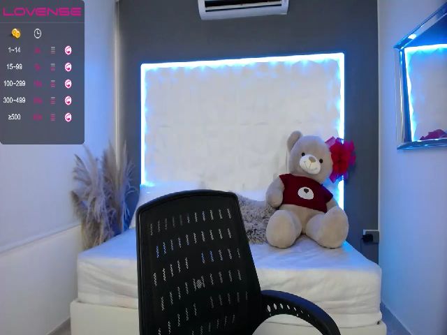 Live sex webcam photo for Any_shy #254838046