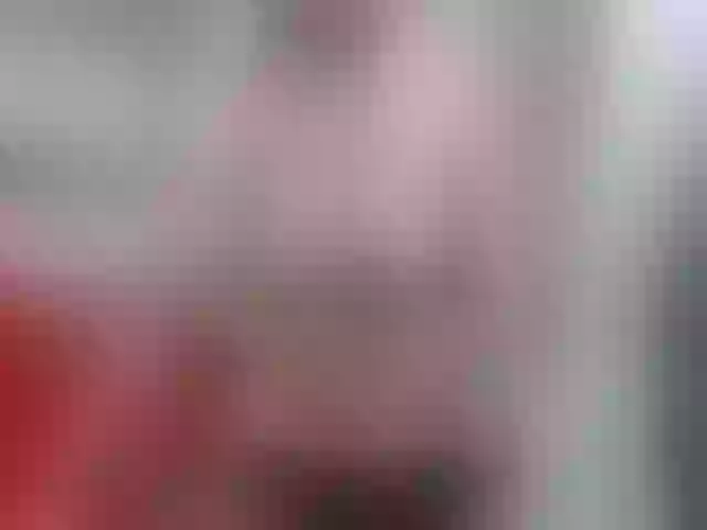 Live sex webcam photo for JullieMilf #254430446