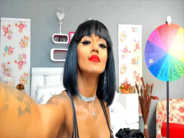 Live sex webcam photo for LissaJo #256728859