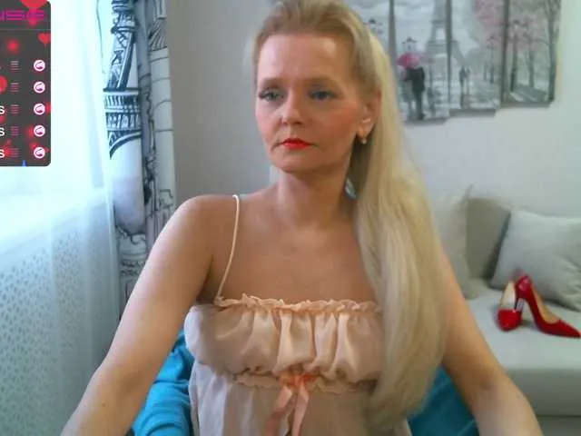 Live sex webcam photo for ChristieRoses #241263617