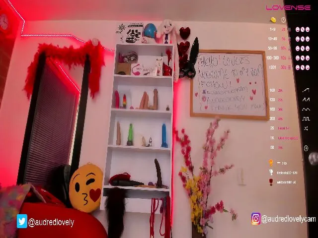 Live sex webcam photo for Audredlovely #256166140