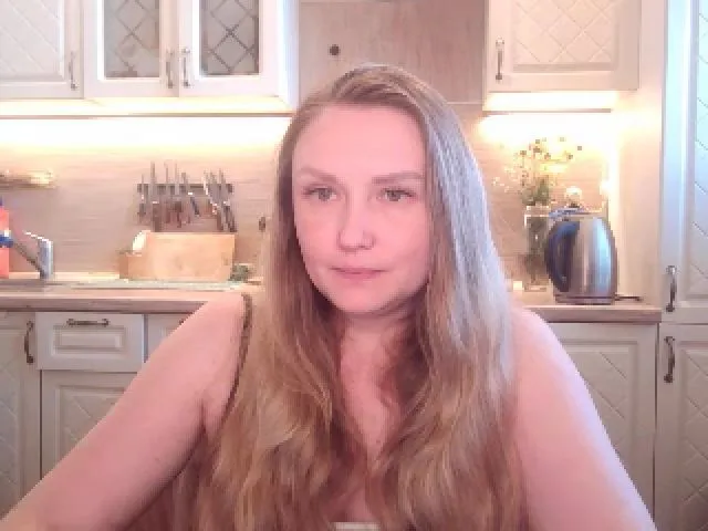 Live sex webcam photo for JaneGrey111 #254724124