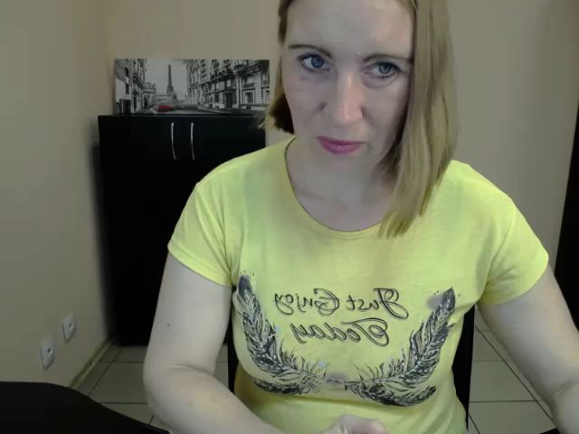 Live sex webcam photo for ChloePlay #253319385