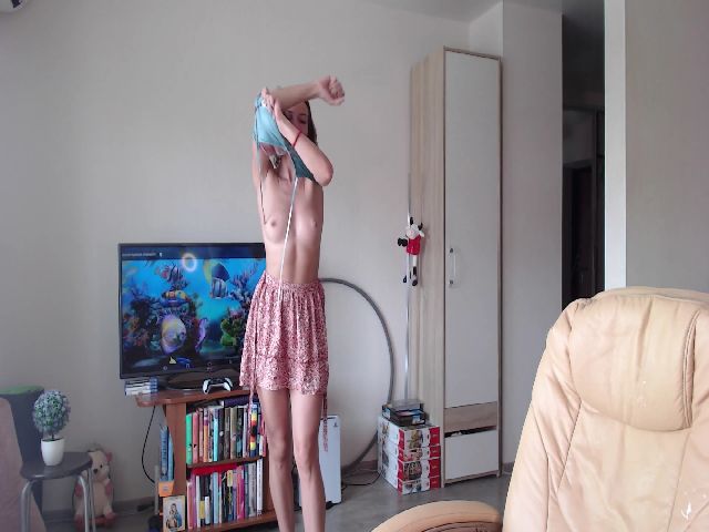 Live sex webcam photo for HoneyIAmHome #254045595