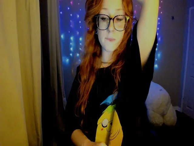 Live sex webcam photo for Haileystormxo #256118227