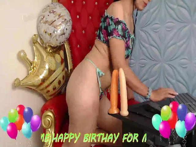 Live sex webcam photo for BlowMommy #252412514