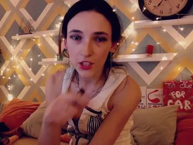 Live sex webcam photo for KariNeal #241029272