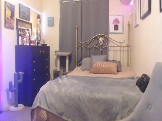 Live sex webcam photo for Kiaraknight #252149120