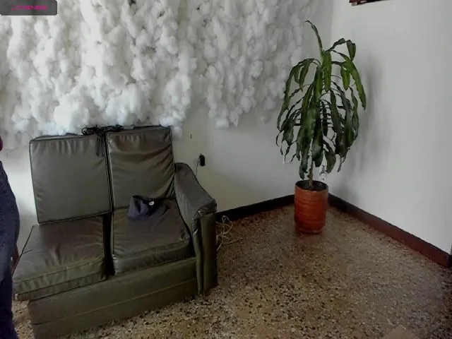 Live sex webcam photo for Sexnherbs #263182754