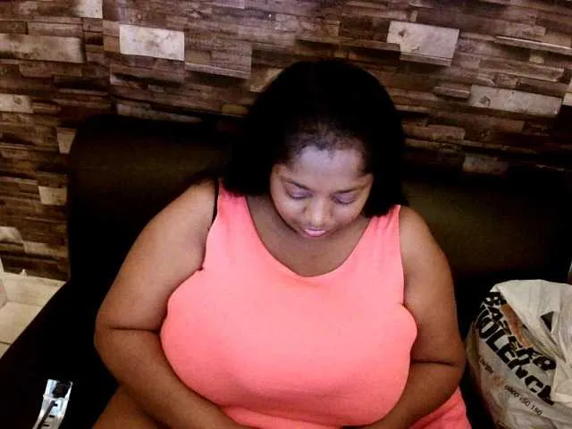 Live sex webcam photo for Indiantasha #287985994