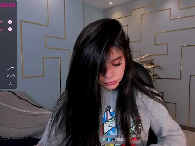 Live sex webcam photo for JulieBelle #287987704