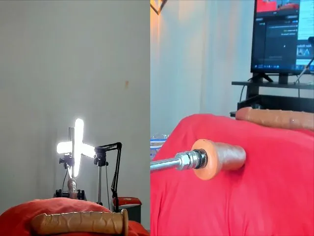 Live sex webcam photo for Sweetgoddess2 #254890165