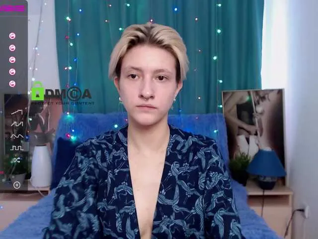 Live sex webcam photo for KateShave #254469495