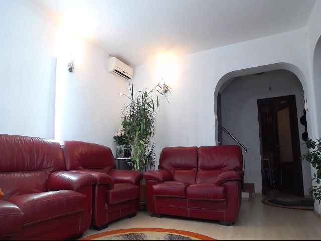 Live sex webcam photo for Alicia_beggs #252916657