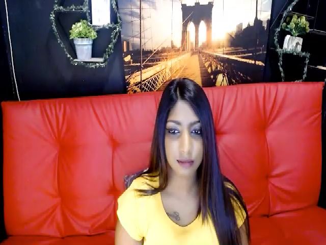 Live sex webcam photo for Indianfetishx #255629507