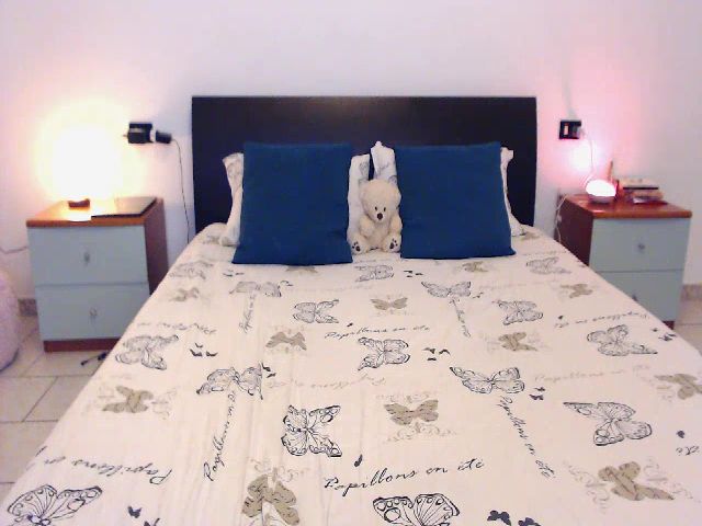 Live sex webcam photo for Aichax #256333852