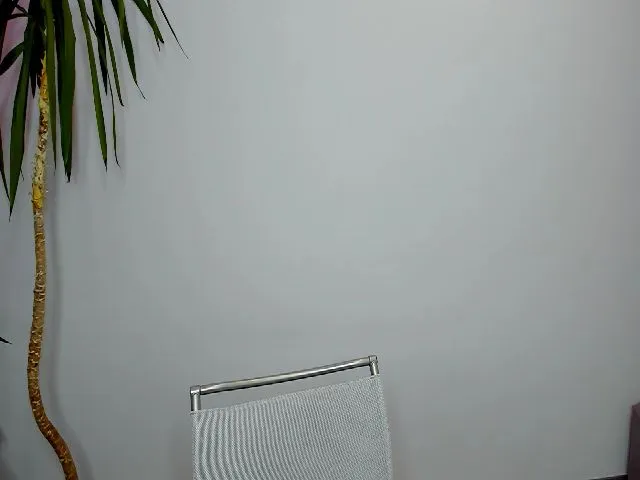 Live sex webcam photo for HelelGretta #261784696