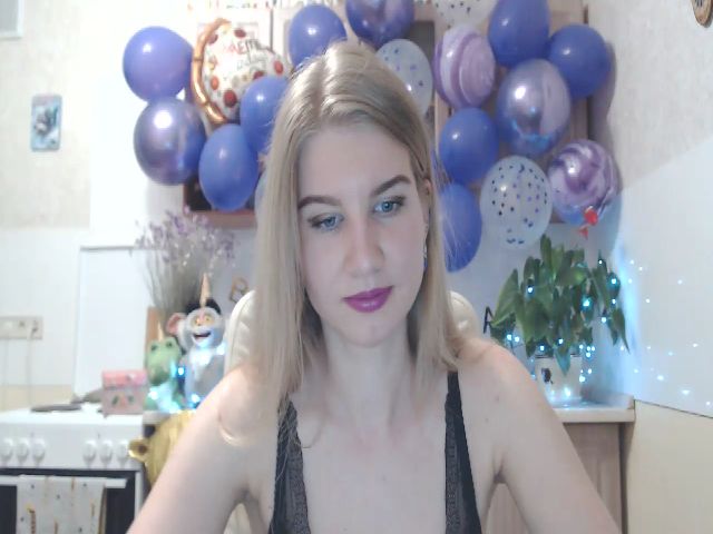 Live sex webcam photo for Ms_Charming #256481457