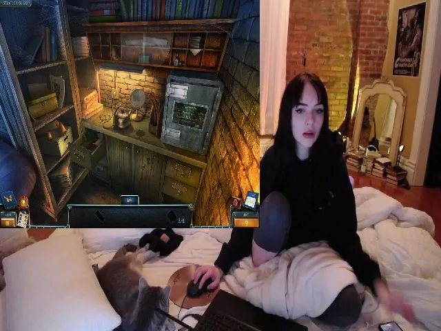 Live sex webcam photo for AlexIvy #260436512