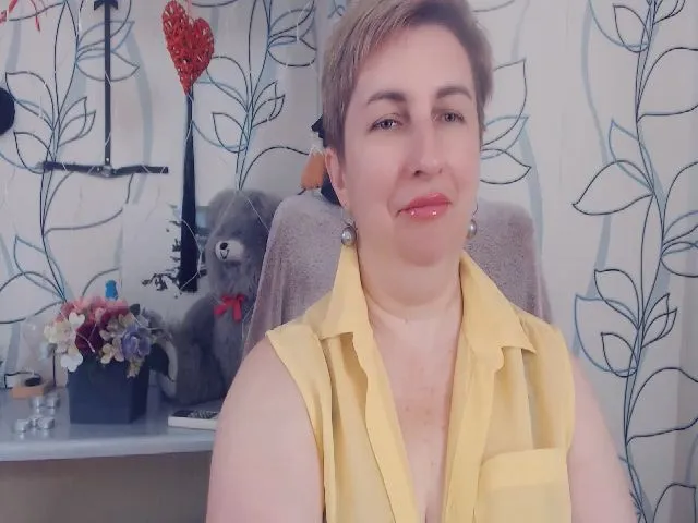 Live sex webcam photo for DepravedMadam #265333526
