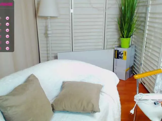 Live sex webcam photo for TastyPussya #241407407