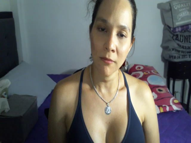 Live sex webcam photo for Sofiahenao #257211479