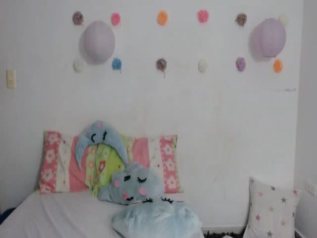 Live sex webcam photo for Em_aa #254714542