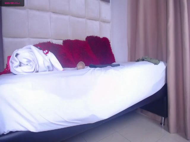 Live sex webcam photo for Liza_david #262467166