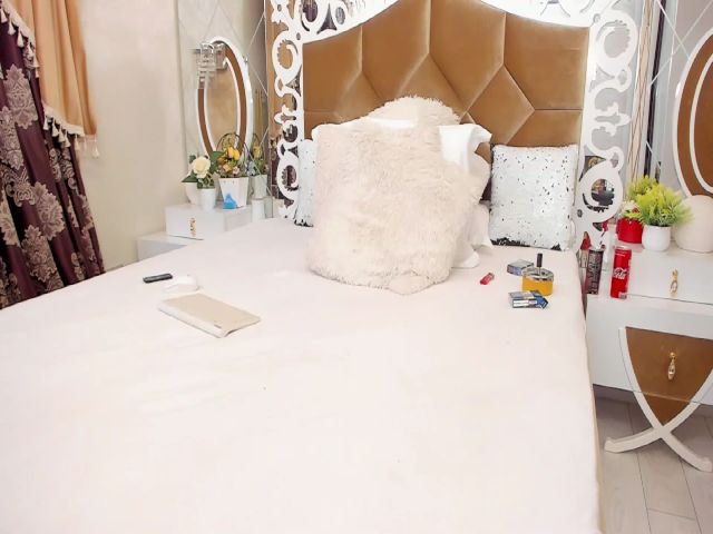 Live sex webcam photo for hotred69xxx #256826540