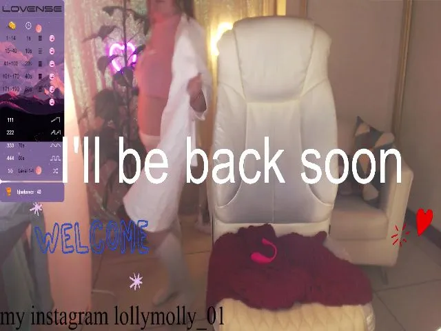 Live sex webcam photo for MollyLoo #253811186