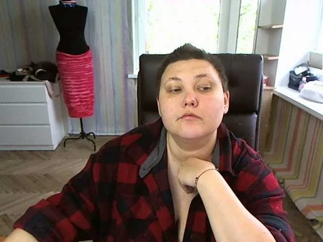 Live sex webcam photo for HotAlexa #244975470