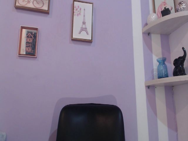 Live sex webcam photo for STORMY_FOXX #260937250