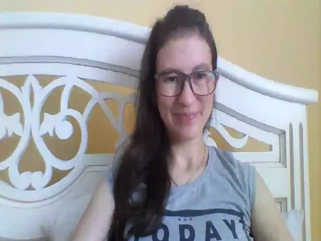 Live sex webcam photo for JUST7U #255597015