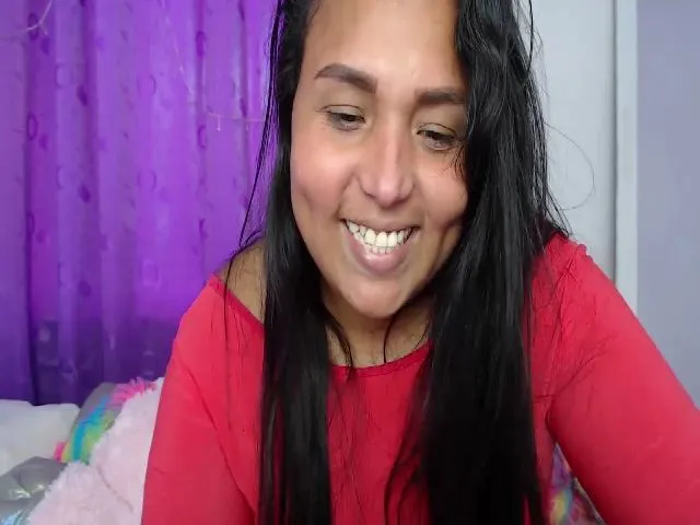 Live sex webcam photo for Lindsy_blue #264476557