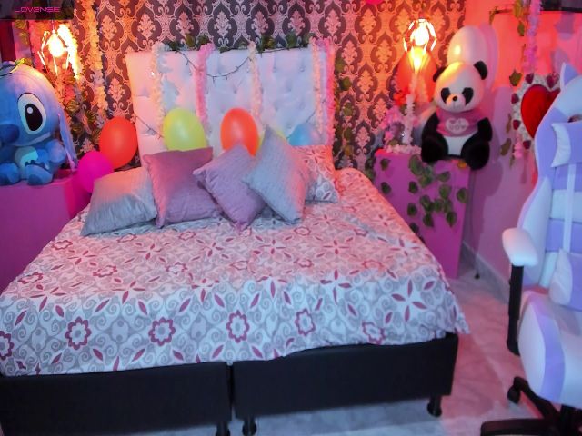 Live sex webcam photo for Silvana_21_ #256582967