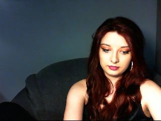 Live sex webcam photo for VirginLuna18 #251938995