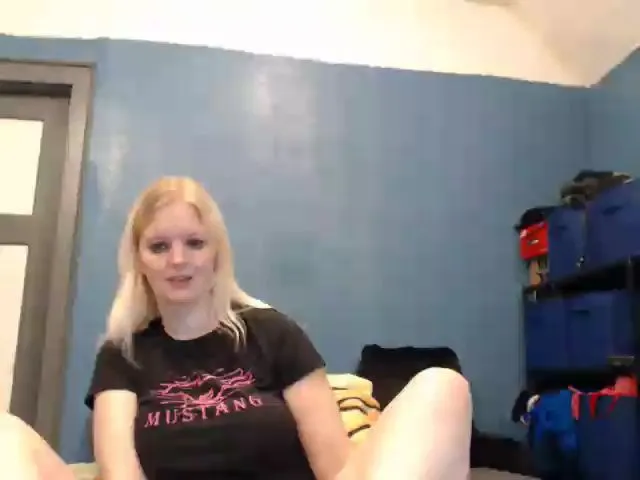 Live sex webcam photo for SexxySouthern #263874344