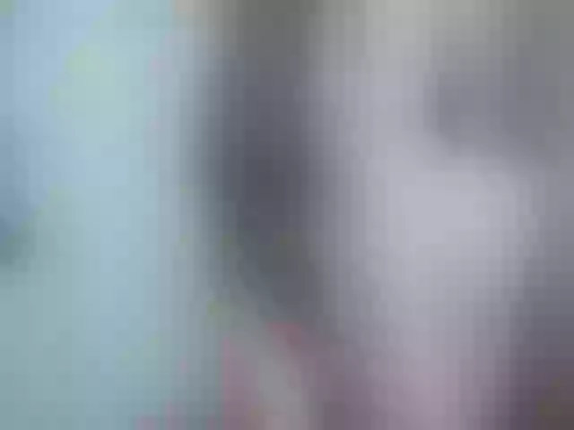 Live sex webcam photo for LorryLay #255651938