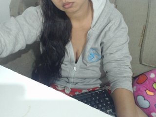 Live sex webcam photo for julianahothot #240701783