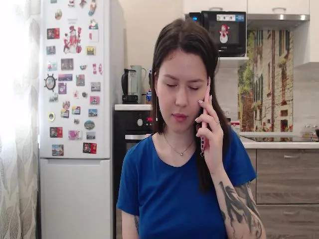 Live sex webcam photo for WonderXGirlXX #259819251