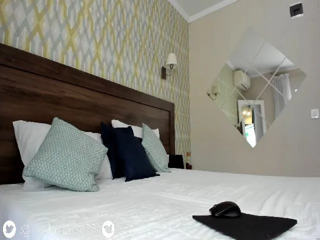 Live sex webcam photo for Evelinarosse #261204575