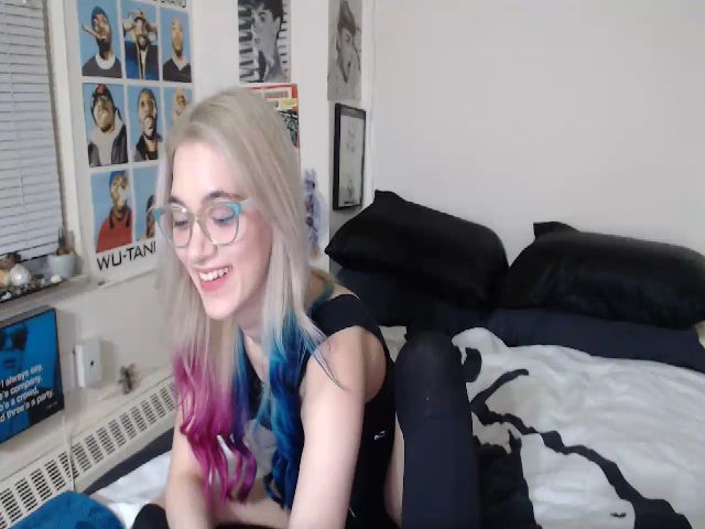 Live sex webcam photo for AnnaTame #256658954